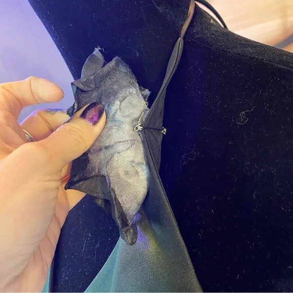 Vintage 90s Be Smart Fit and Flare Satin 50s Style Satin Halter Dress Size 5/6 - Picture 4 of 8